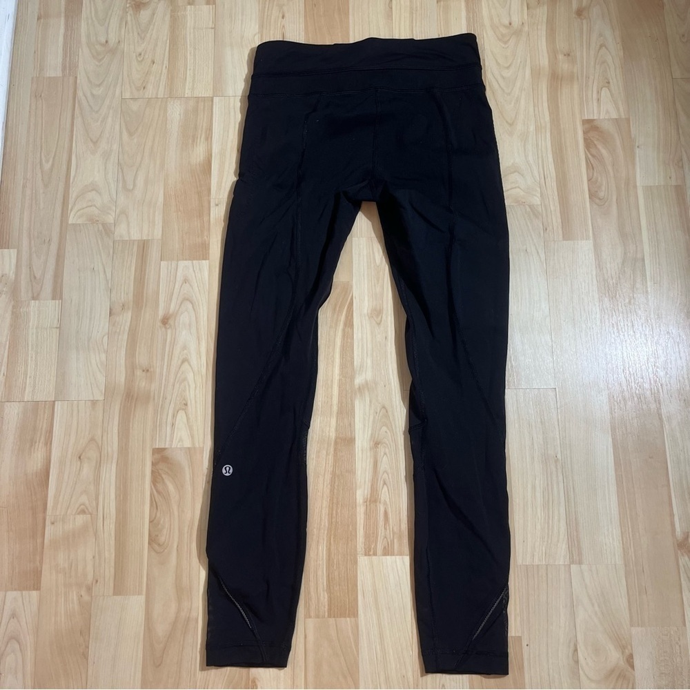 Lululemon Womens Cropped Black Inspire Tight II‎ (Mesh) Size 4